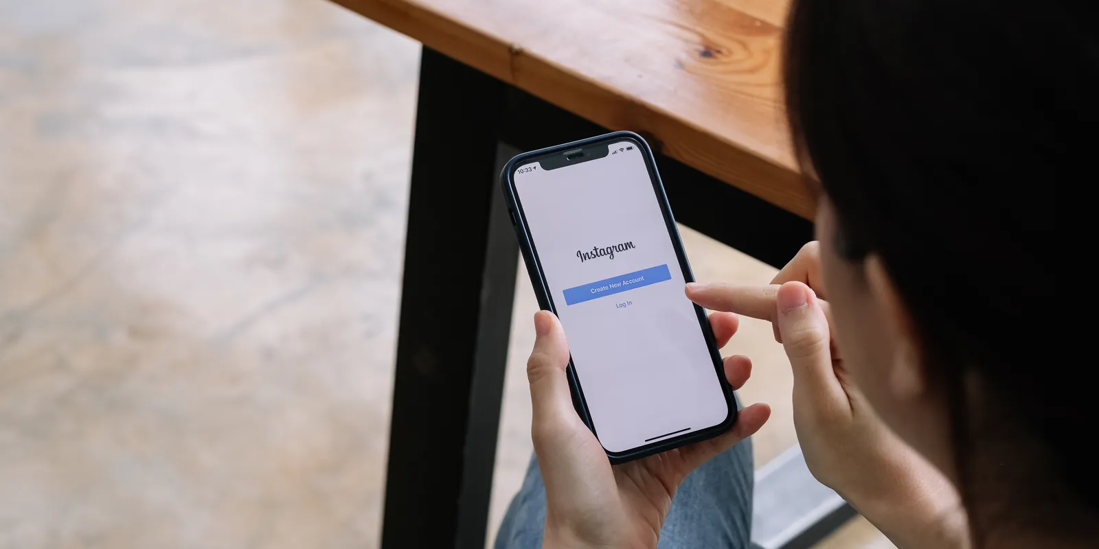 Instagram follower tracker showing followers and unfollowers